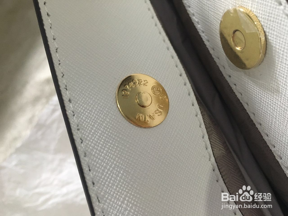 如何辨别mk包包的真假(详细版）