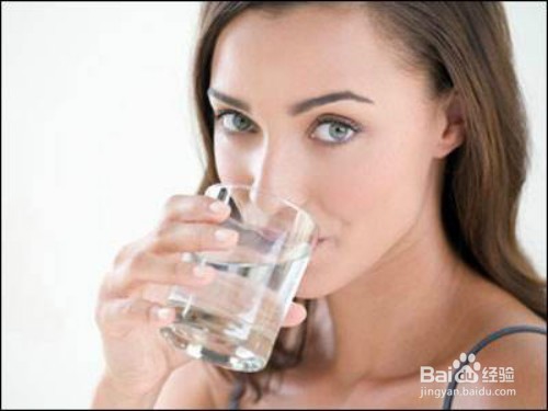 春天房间室内特别干燥怎么办