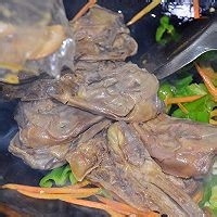 如何做干锅鸭头