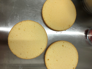 雪域草莓蛋糕怎么做？