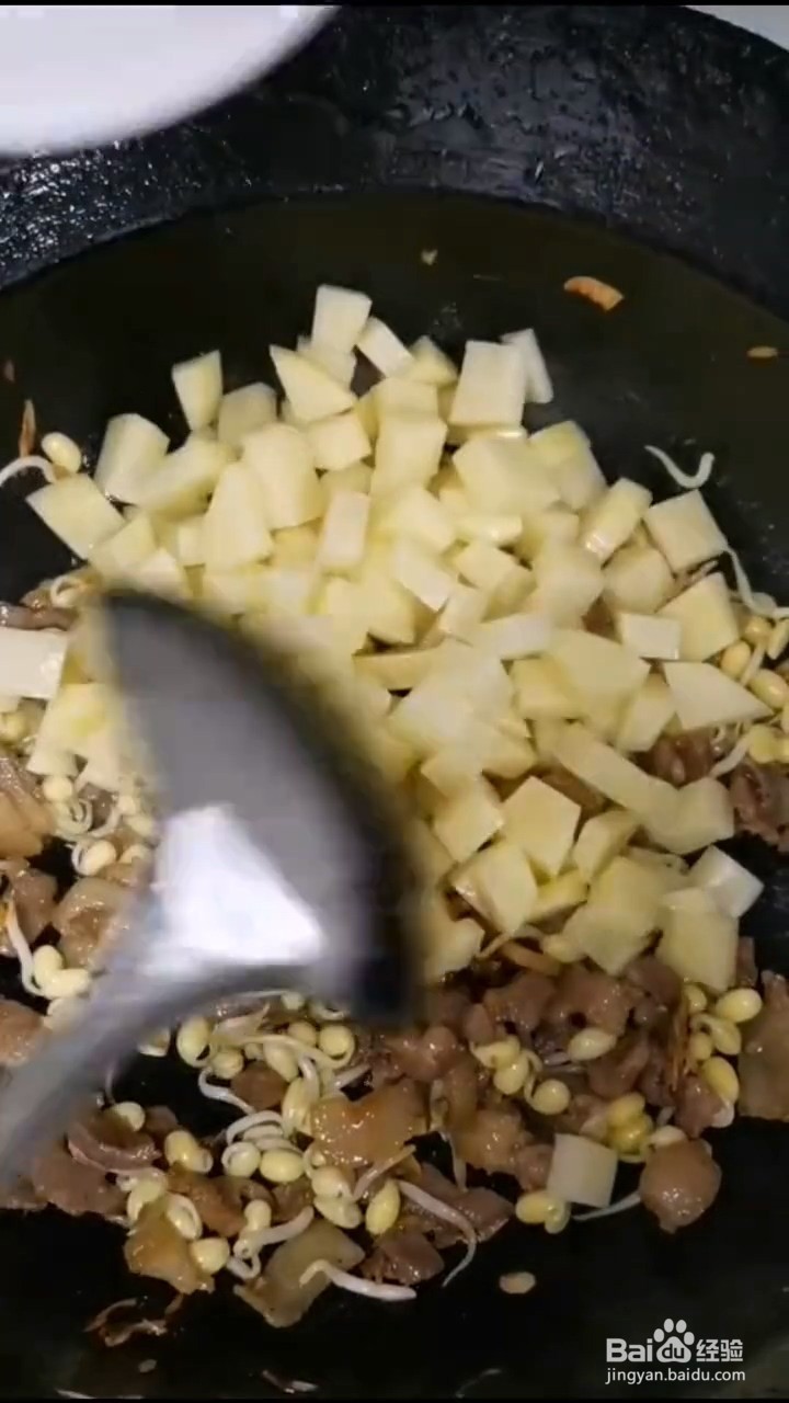 如何自制简单好吃的家常拉面