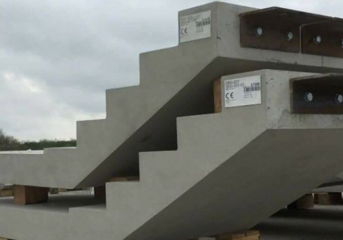 预制混凝土梁制作完成后统一喷标识有哪些