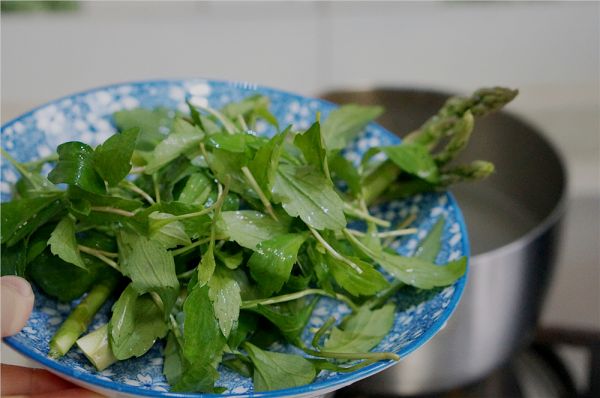 牛肉肠果蔬沙拉