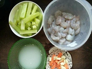 莴笋虾仁怎么做?