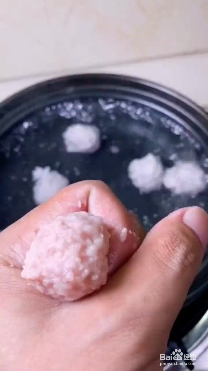 如何制作肉丸汤