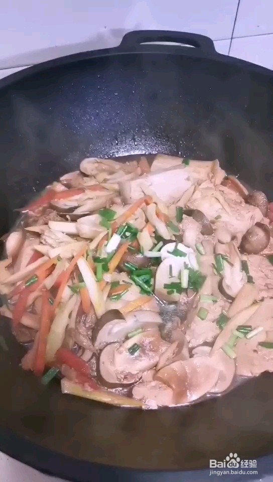松茸春笋煲豆腐