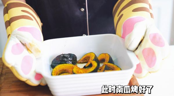 蒜香黑椒鸡肉沙拉