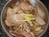 鱿鱼炒豆角做法