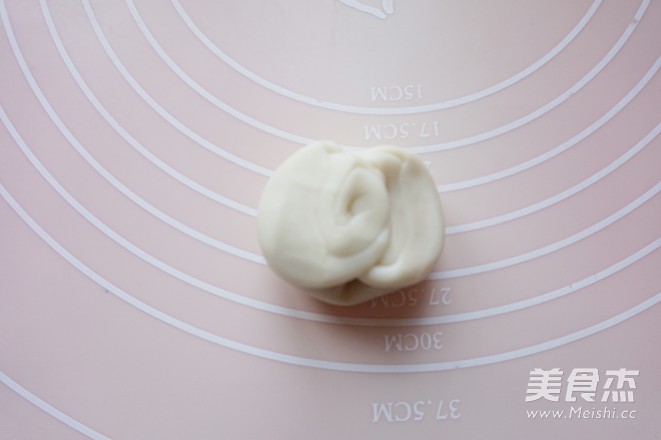 枣泥酥皮卷的做法