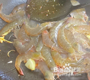 如何制作油焖大虾