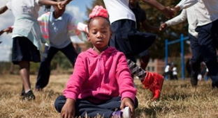 瑜伽可以帮助孩子们应对压力