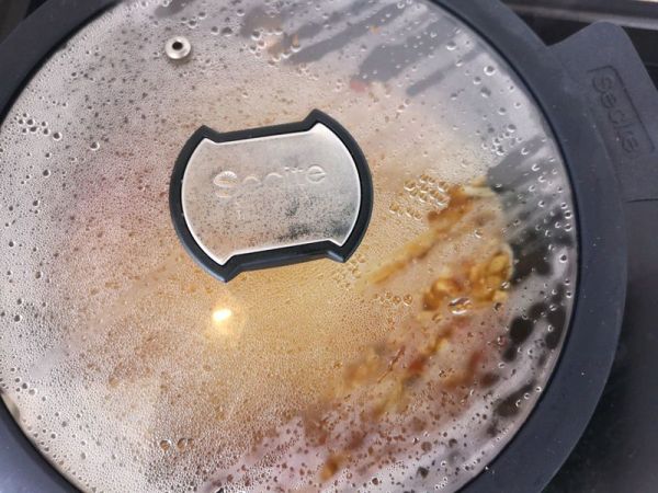 西红柿鸡蛋焖面