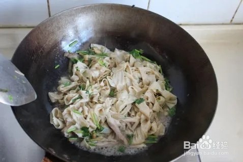 油豆皮炒豆苗