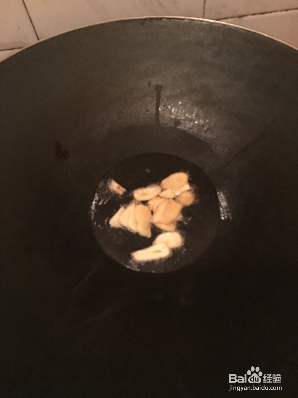 瘦肉炒韭菜的做法