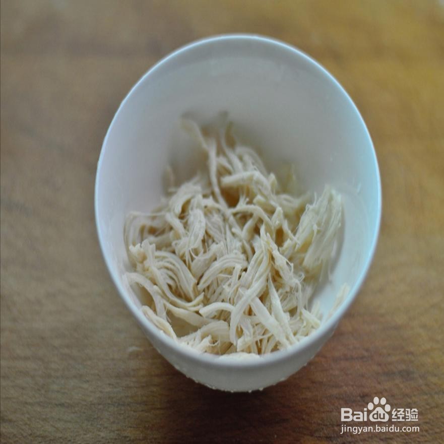 怎样做爽口的鸡丝酱拌面