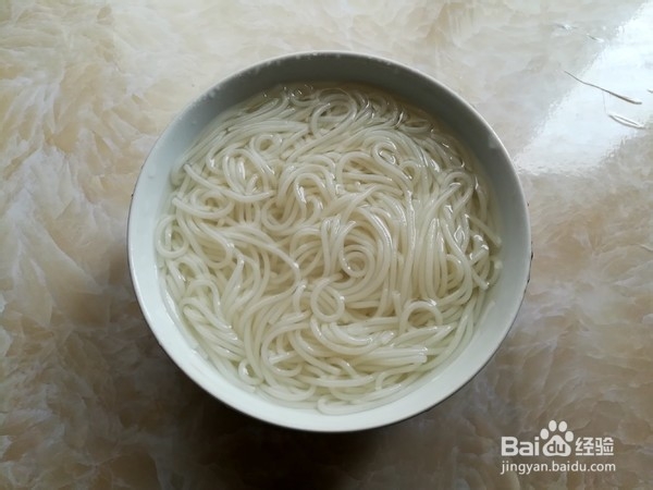 教你做凉拌米粉