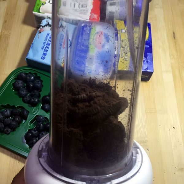 蓝莓渐变冻芝士蛋糕