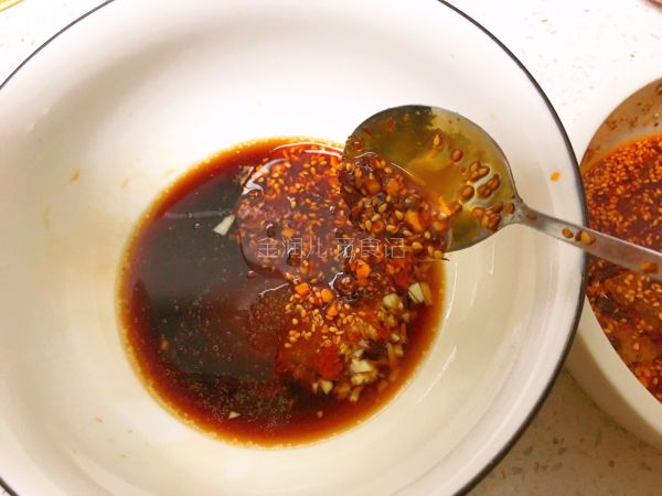 太好吃了～嗦了这碗酸辣粉