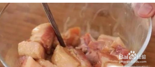 土豆烧肉怎么做