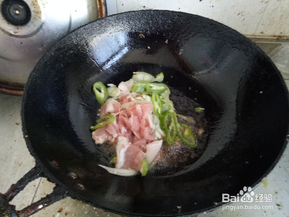 家常版猪肉白菜炖粉条