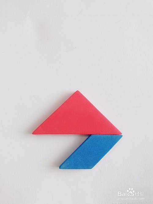 怎么样用七巧板拼一个倒立爬行的运动员.