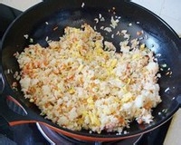 五色炒饭的做法