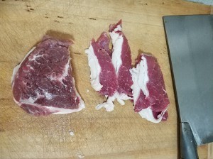 健康养生佳品葱爆羊肉的做法