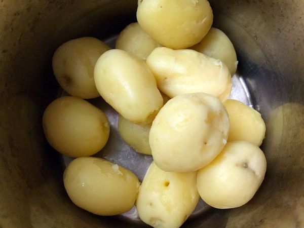 孜然锅巴小土豆