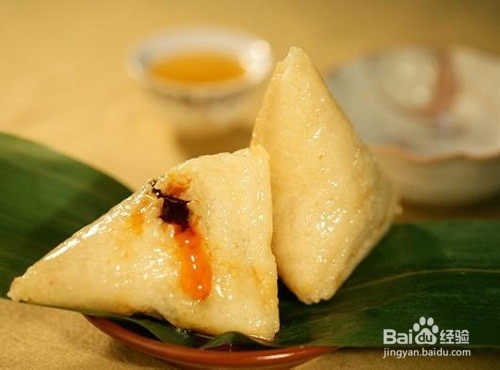 为什么中国人节日喜欢吃糯米食物