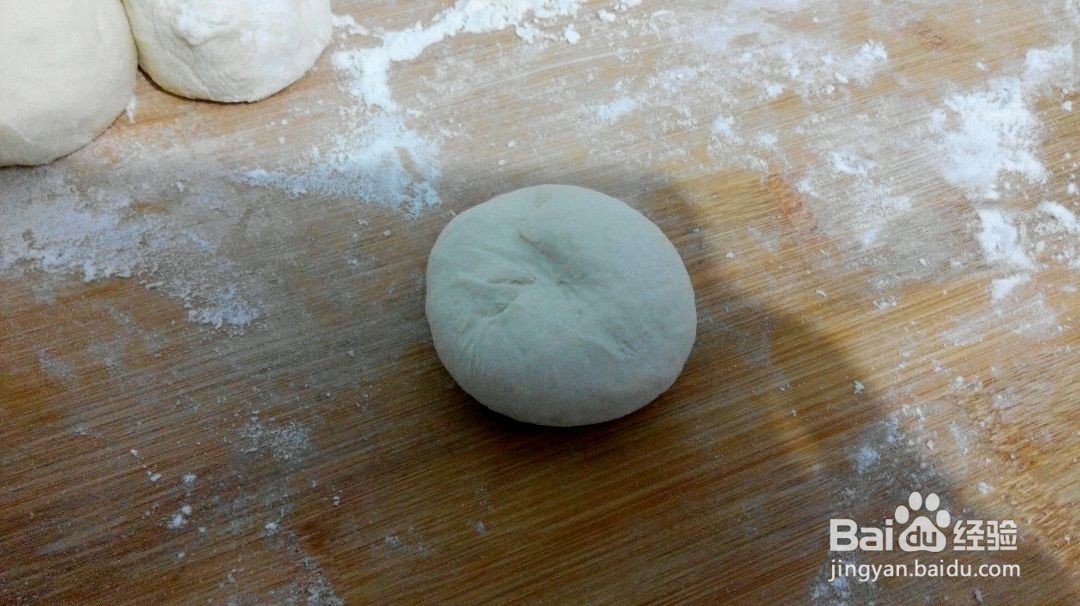 榨菜肉锅贴的做法