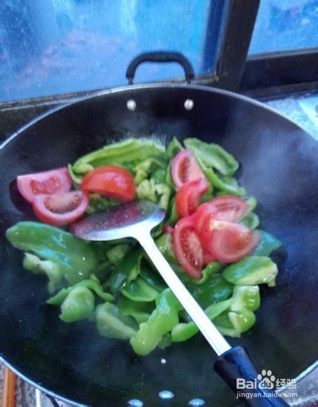 青椒炒肉怎么做