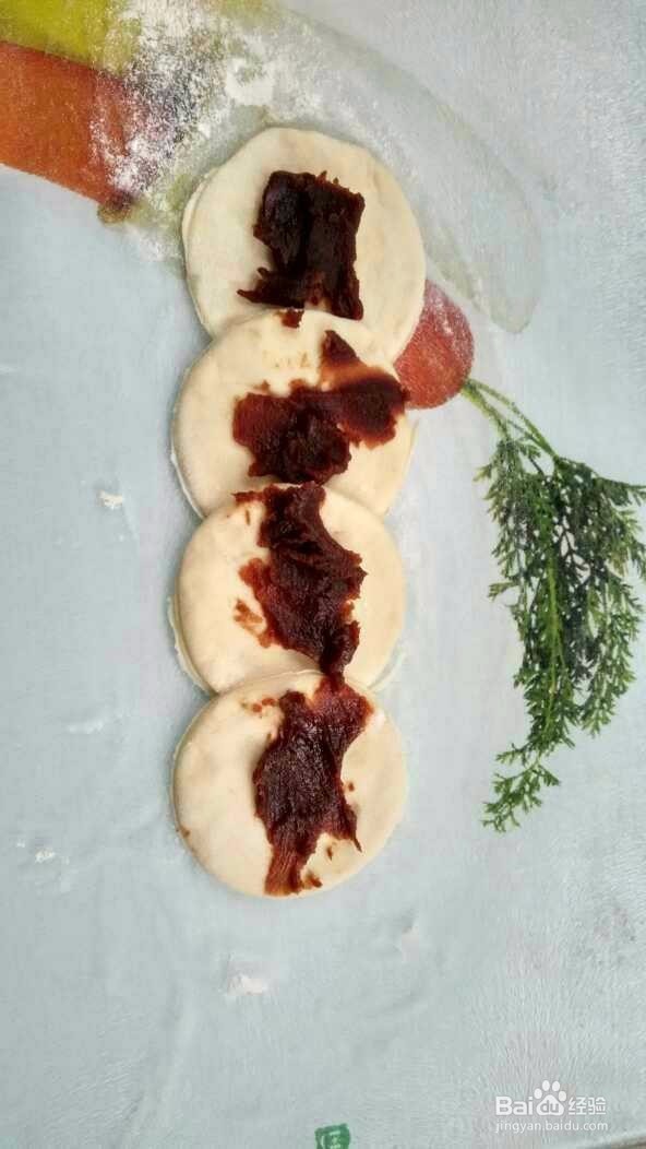 美味好看的玫瑰花豆沙卷