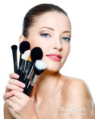 如何画好腮红 拥有一个好气色