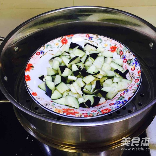 剁椒西红柿鸡蛋肉末茄丁拌面
