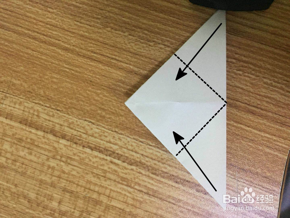 蝴蝶纸张折纸方法