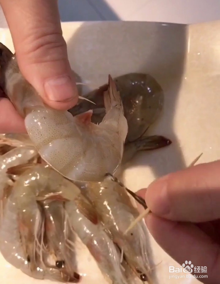 油焖大虾家庭版，好吃到停不下来！