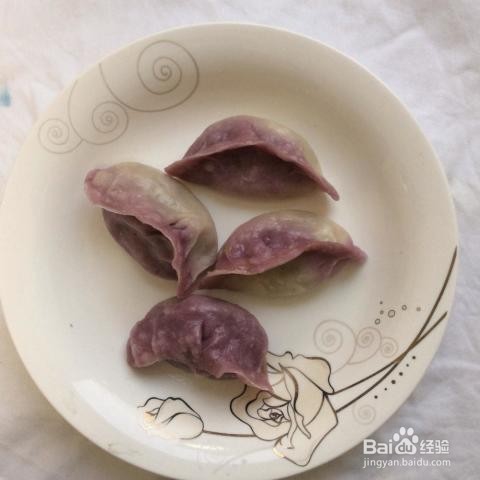 <b>彩色饺子怎么做</b>