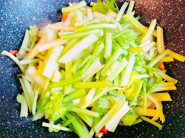 零卡菜品芹菜目鱼