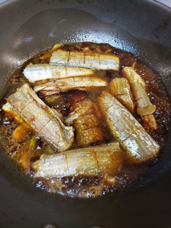 不炸不煎红烧带鱼