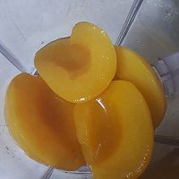 贡茶店里高颜值甜品----黄桃红枣思慕雪