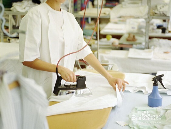 毛衣洗后缩水的解决办法