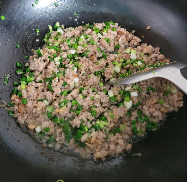 虾米肉末煎蛋饺