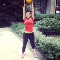 如何练大腿、翘臀