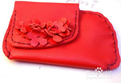 大红色花朵手拿包手工制作方法