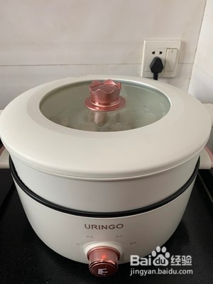 如何做青椒火腿鸡蛋蒸包？