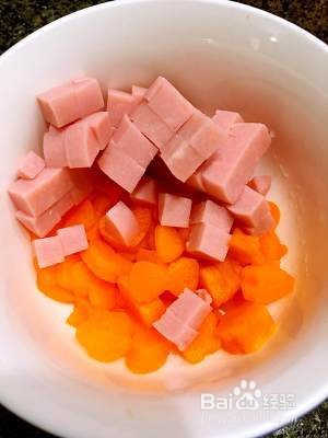 养生食补上汤西兰花的做法