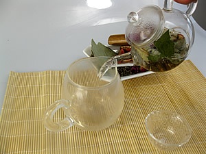 简单方法自制荷叶减肥茶