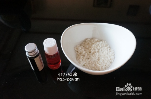 怎样做草莓彩绘戚风蛋糕卷