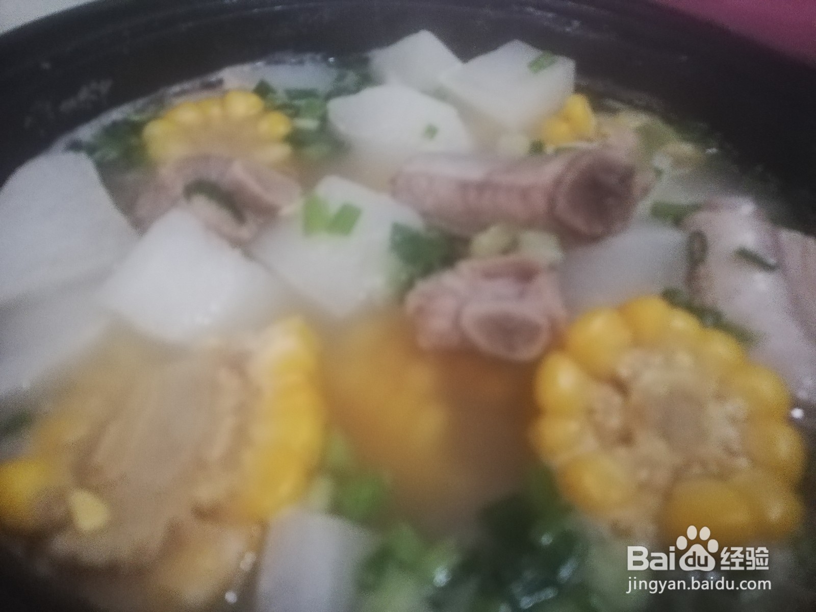 玉米萝卜排骨汤的家常做法