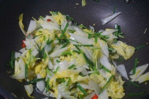 韭菜炒娃娃菜的做法